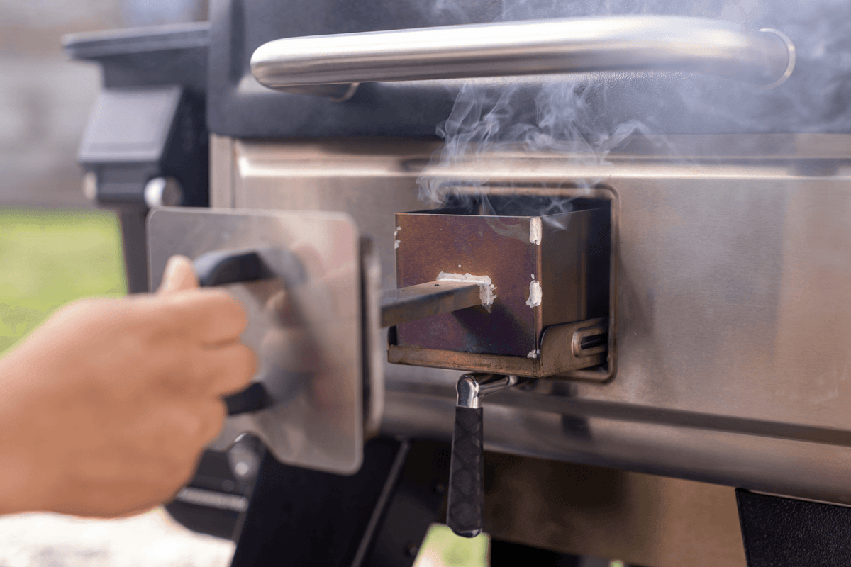 Camp Chef Woodwind Pro 36 Pellet Grill Smoker